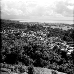 Gezicht op Port of Spain op Trinidad, Bestanddeelnr 252-5357