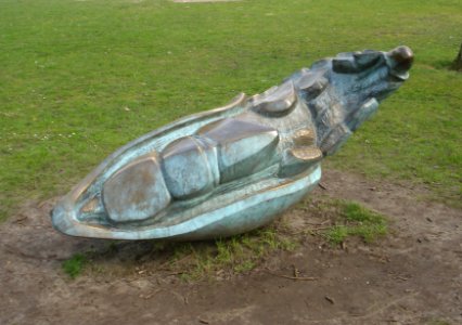 Gilze en rijen kunstwerk ontluikende cocon