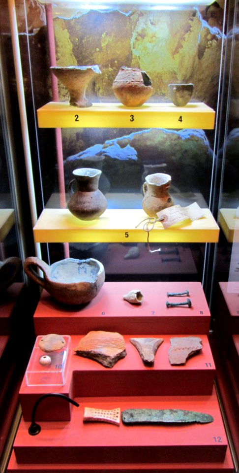 Ghar Midum Bronze Age exhibits Valletta