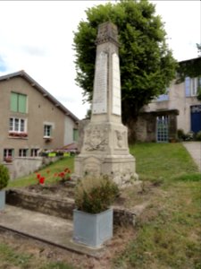 Gimécourt (Meuse) monument aux morts