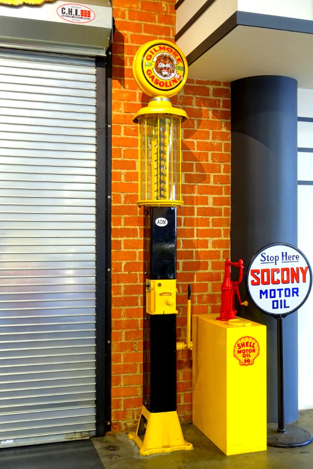 Gilmore Blu-Green Gasoline gas pump, made by Bowser - Automobile Driving Museum - El Segundo, CA - DSC02194