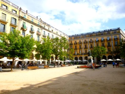 Girona - Plaza de Sant Agustí (Plaza de la Independencia) 03