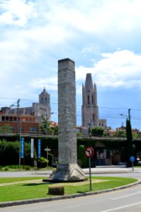 Girona, Columna a la Història de Girona