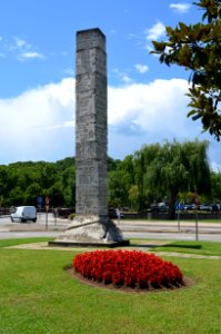 Girona, Columna a la Història de Girona (1)