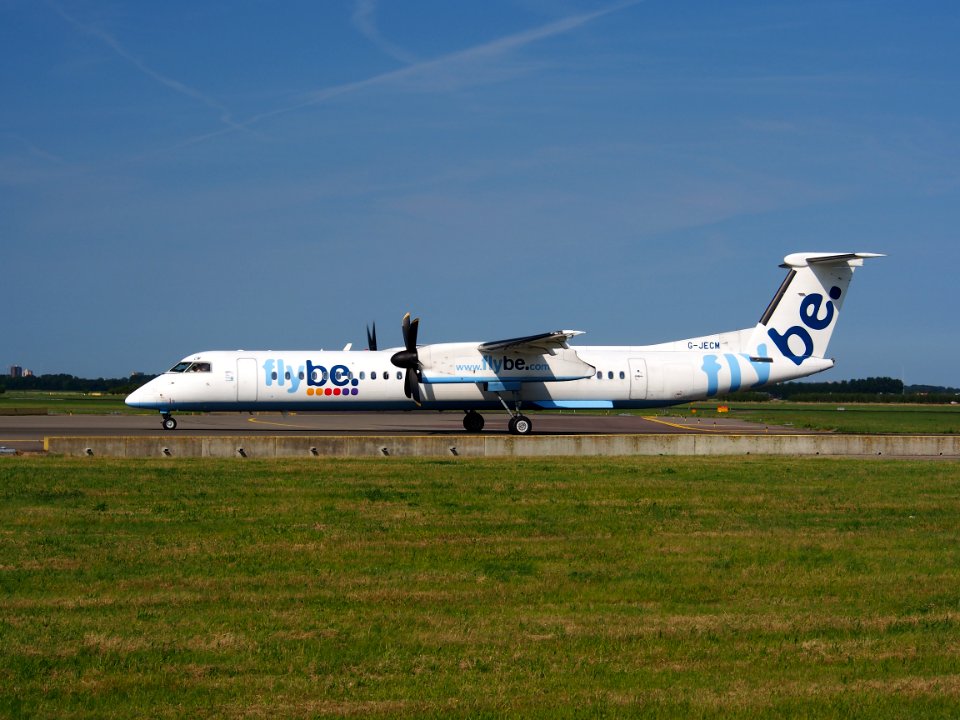G-JECM Flybe De Havilland Canada DHC-8-402Q Dash 8 - cn 4118 2