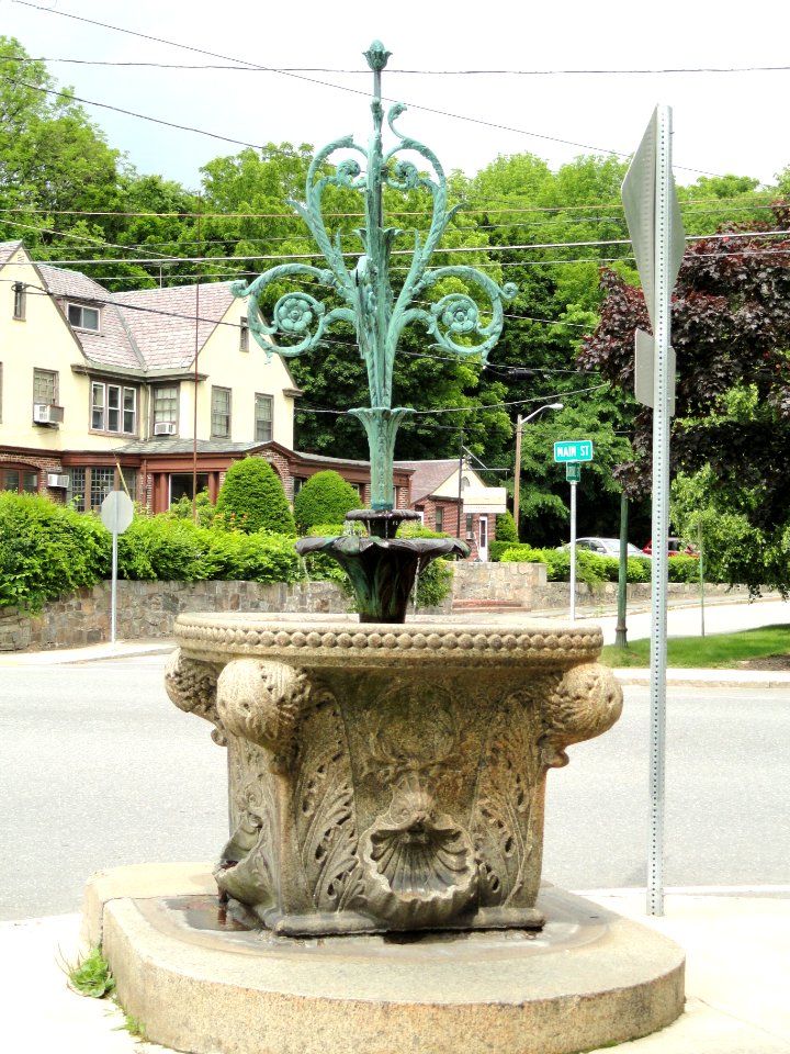 Ginery Twichell Fountain - Athol, Massachusetts - DSC00637