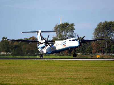 G-JECH Flybe De Havilland Canada DHC-8-402Q Dash 8 - cn 4103 landing at Schiphol pic2