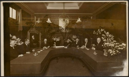 Gisteren was het 40 jaar geleden dat de Kamer van Koophandel en Fabrieken te Wa, Bestanddeelnr 158-2095
