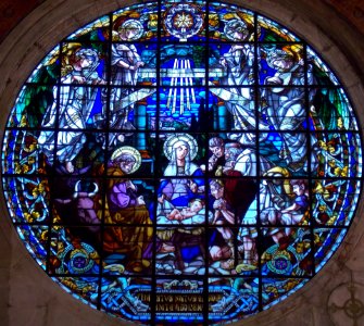 Gijon - Basilica del Sagrado Corazon de Jesus, vidrieras 07