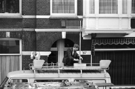 Gijzeling in Indonesisch Consulaat in Amsterdam PTT-afluisterwagen op Koninginn, Bestanddeelnr 928-3290
