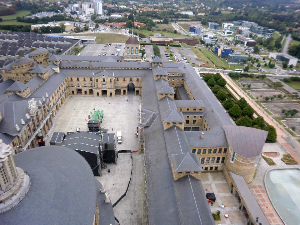 Gijón - Laboral Ciudad de la Cultura (ex Universidad Laboral), vista desde la torre 3