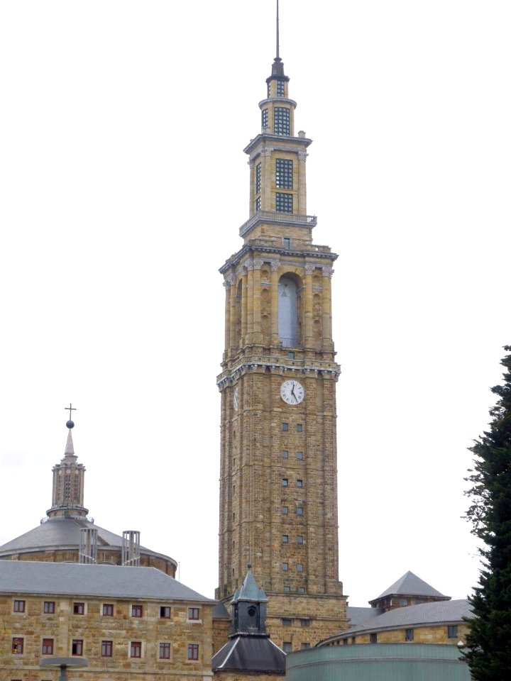 Gijón - Torre de la Laboral Ciudad de la Cultura (ex Universidad Laboral) 03