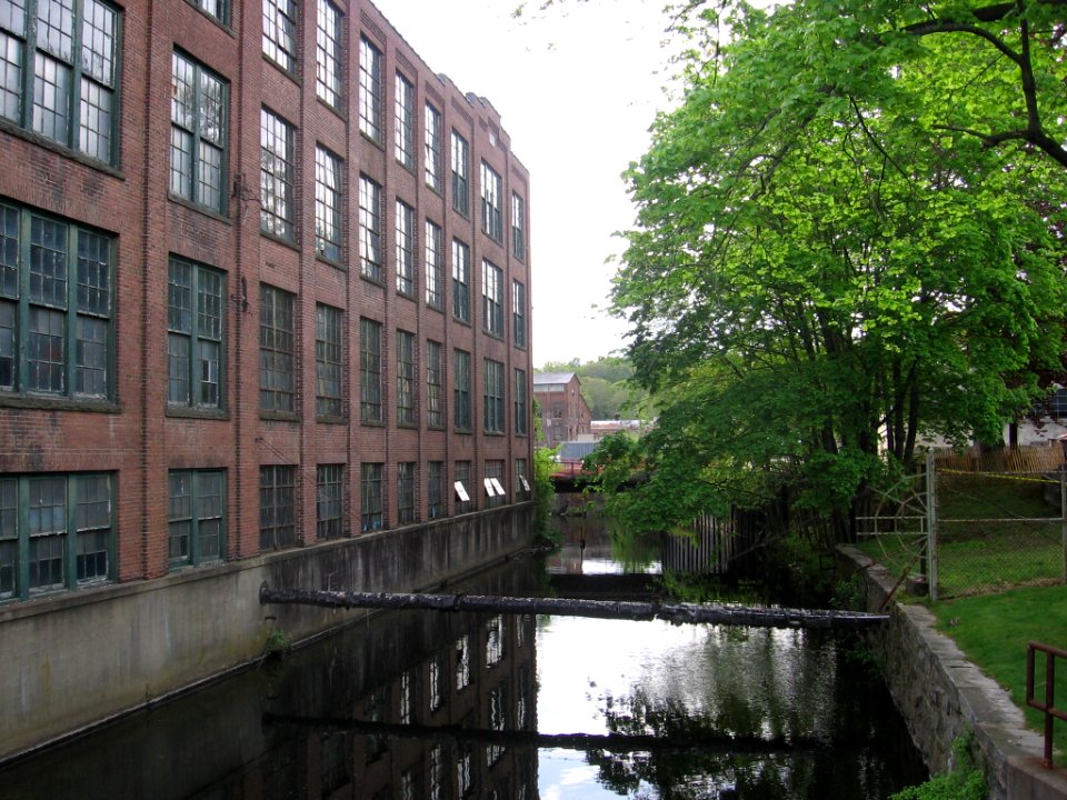 Gilbert and Bennett factory 004