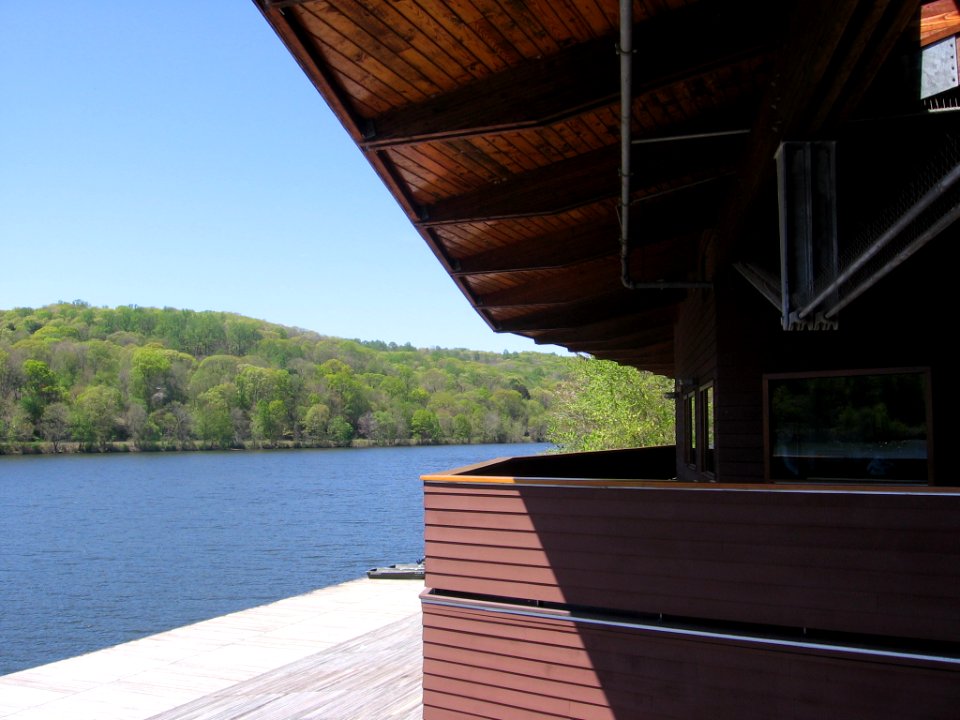 Gilder Boathouse view upstream 134