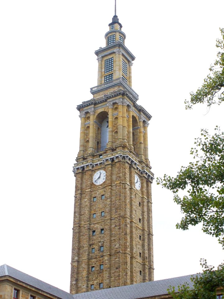 Gijón - Torre de la Laboral Ciudad de la Cultura (ex Universidad Laboral) 01