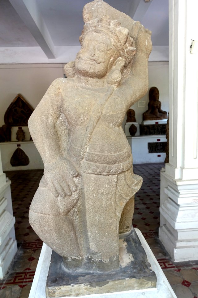 Giant, Khuong My, 7th-8th century, Quang Nam - Museum of Cham Sculpture - Danang, Vietnam - DSC01563