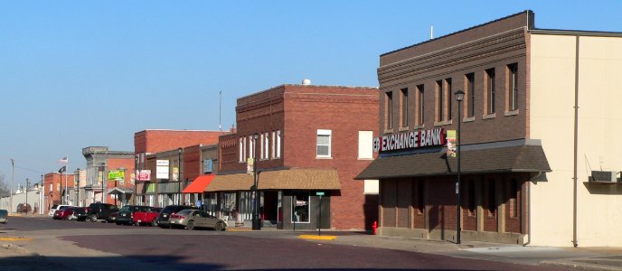 Gibbon, Nebraska, Front Street from W 1