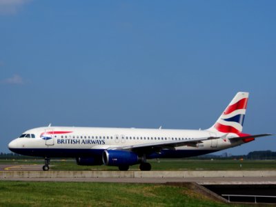 G-EUUB British Airways Airbus A320 pic2 photo