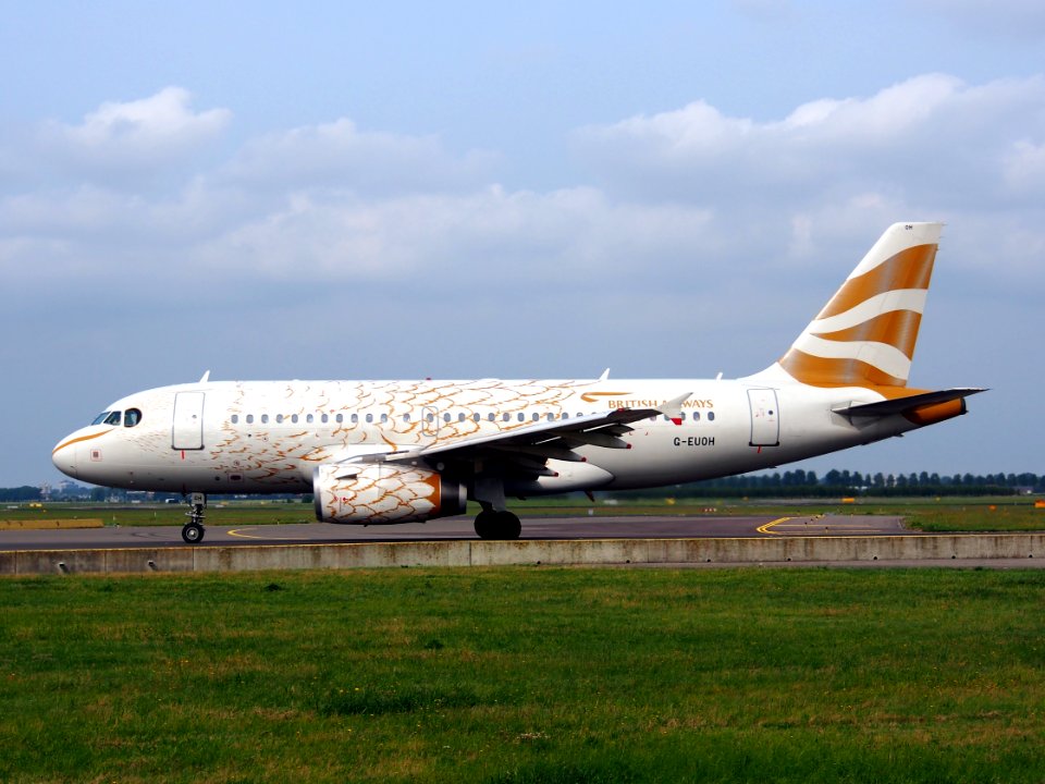 G-EUOH British Airways Airbus A319-131 - cn 1604 taxiing 14july2013 pic-005