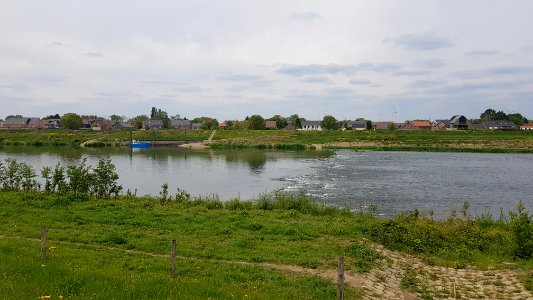 Geulle aan de Maas-Uikhoven-pontje (3)