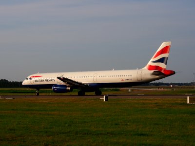 G-EUXD British Airways Airbus A321-231 - cn 2320 taxiing 22July2013 pic-004