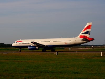 G-EUXD British Airways Airbus A321-231 - cn 2320 taxiing 22July2013 pic-004 photo