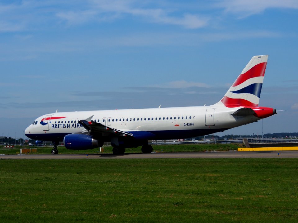 G-EUUF British Airways Airbus A320-232 taxiing at Schiphol (AMS - EHAM), The Netherlands, 18may2014, pic-5