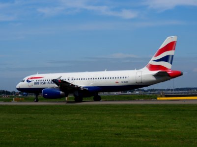 G-EUUF British Airways Airbus A320-232 taxiing at Schiphol (AMS - EHAM), The Netherlands, 18may2014, pic-5 photo