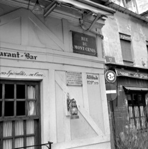 Gevel aan de Rue Mont-Cenis in Montmartre, Bestanddeelnr 254-0601