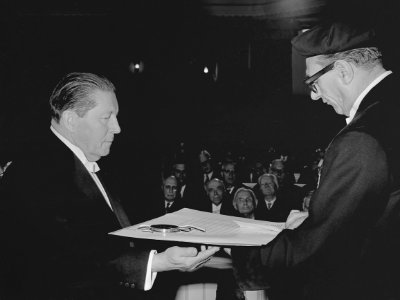 Gerrit Rietveld en Jo van den Broek (1964)