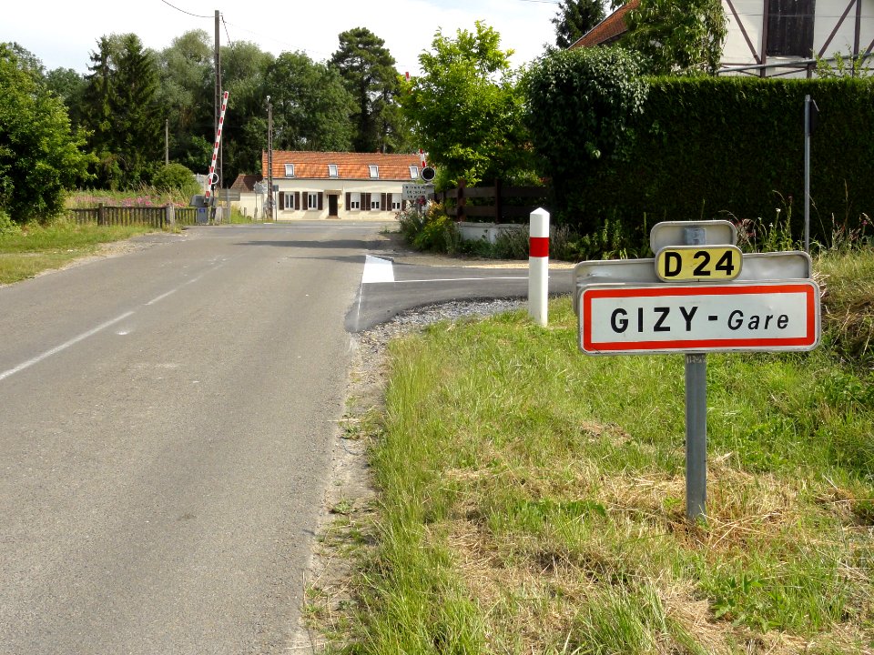 Gizy (Aisne) city limit sign Gizy-gare