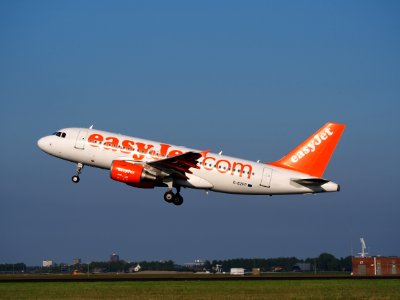 G-EZFP easyJet Airbus A319-111 - cn 4087 takeoff from Schiphol (AMS - EHAM), The Netherlands, 17may2014, pic-3