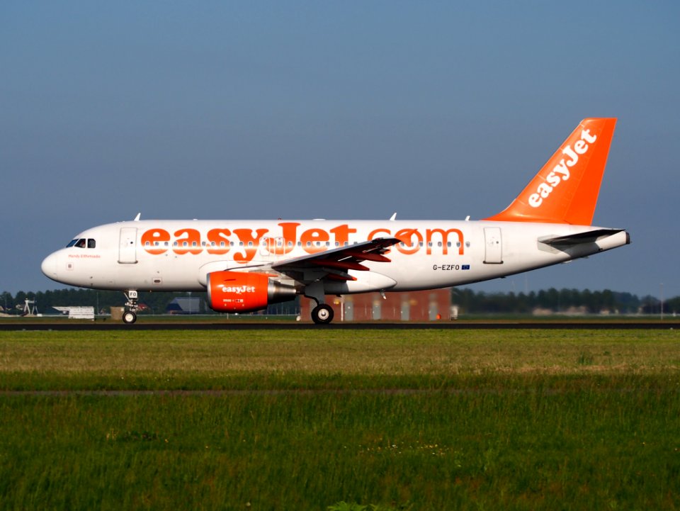 G-EZFO easyJet Airbus A319-111 takeoff from Schiphol (AMS - EHAM), The Netherlands, 17may2014, pic-3