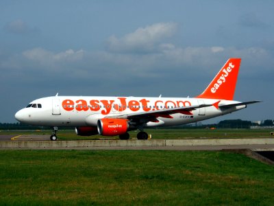 G-EZFX easyJet Airbus A319-111 - cn 4385 pic5 