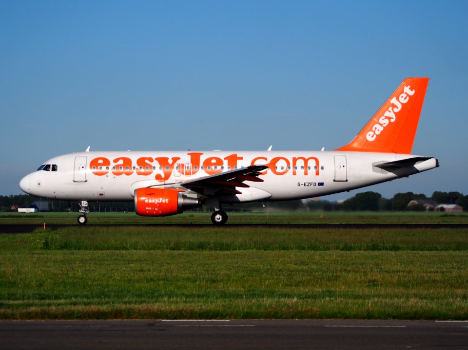 G-EZFD easyJet Airbus A319-111 takeoff from Schiphol (AMS - EHAM), The Netherlands, 11june2014, pic-3