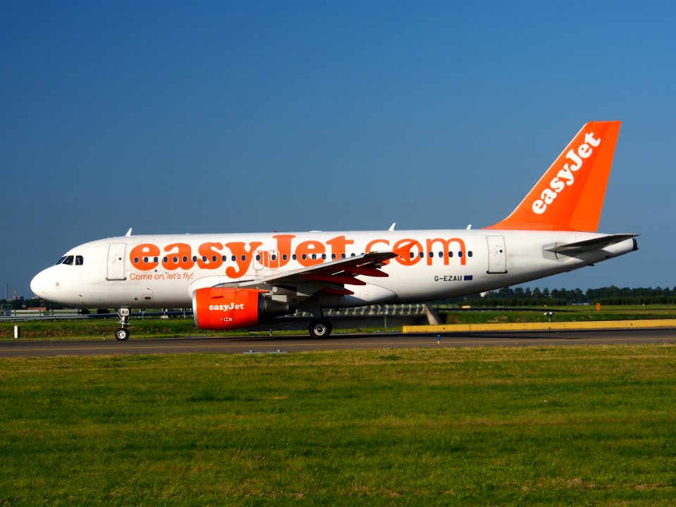 G-EZAU easyJet Airbus A319-111 - cn 2795 pic3