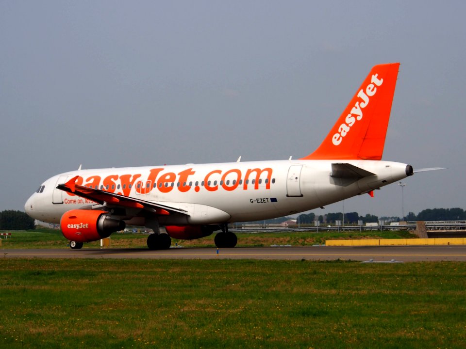 G-EZET easyJet Airbus A319-111 - cn 2271 pic5