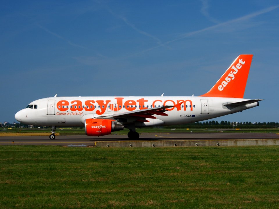 G-EZAJ easyJet Airbus A319-111 pic3