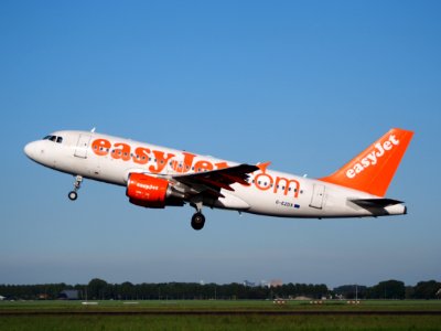 G-EZDX easyJet Airbus A319-111 takeoff from Schiphol (AMS - EHAM), The Netherlands, 11june2014, pic-2