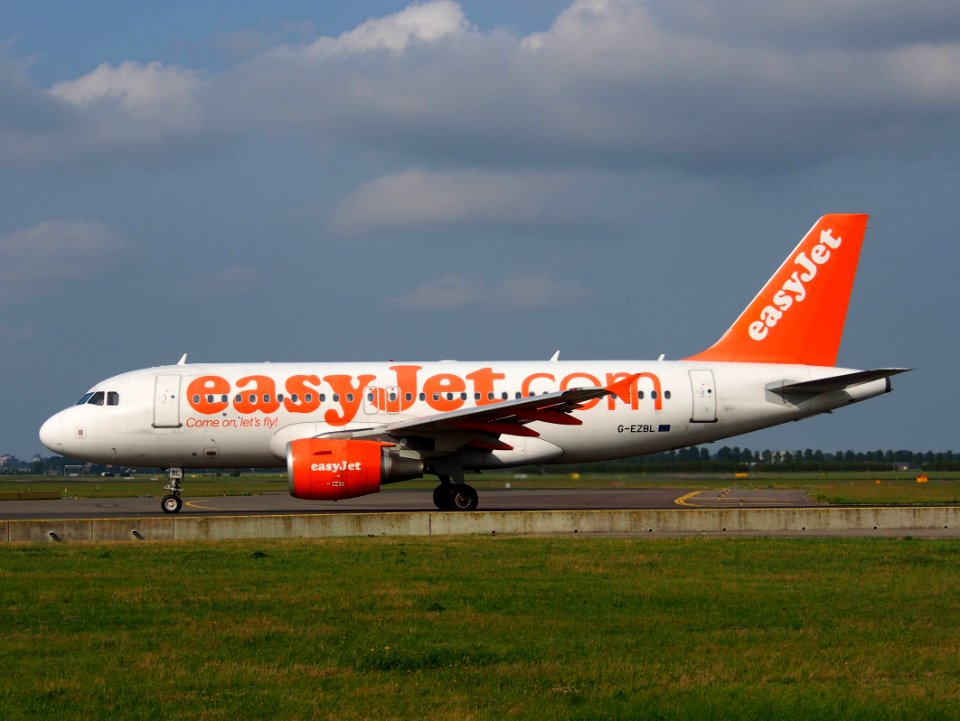 G-EZBL easyJet Airbus A319-111 - cn 3053 pic3