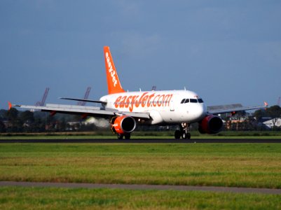 G-EZAM Airbus A319-111, 11Aug2014, landing at Schiphol (AMS - EHAM), The Netherlands, pic1