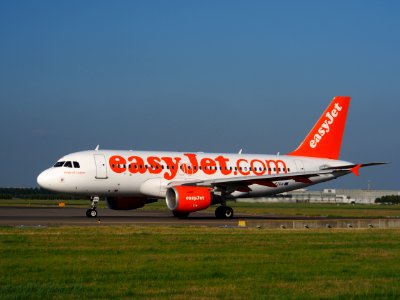 G-EZGA easyJet Airbus A319-111 - cn 4427 pic3