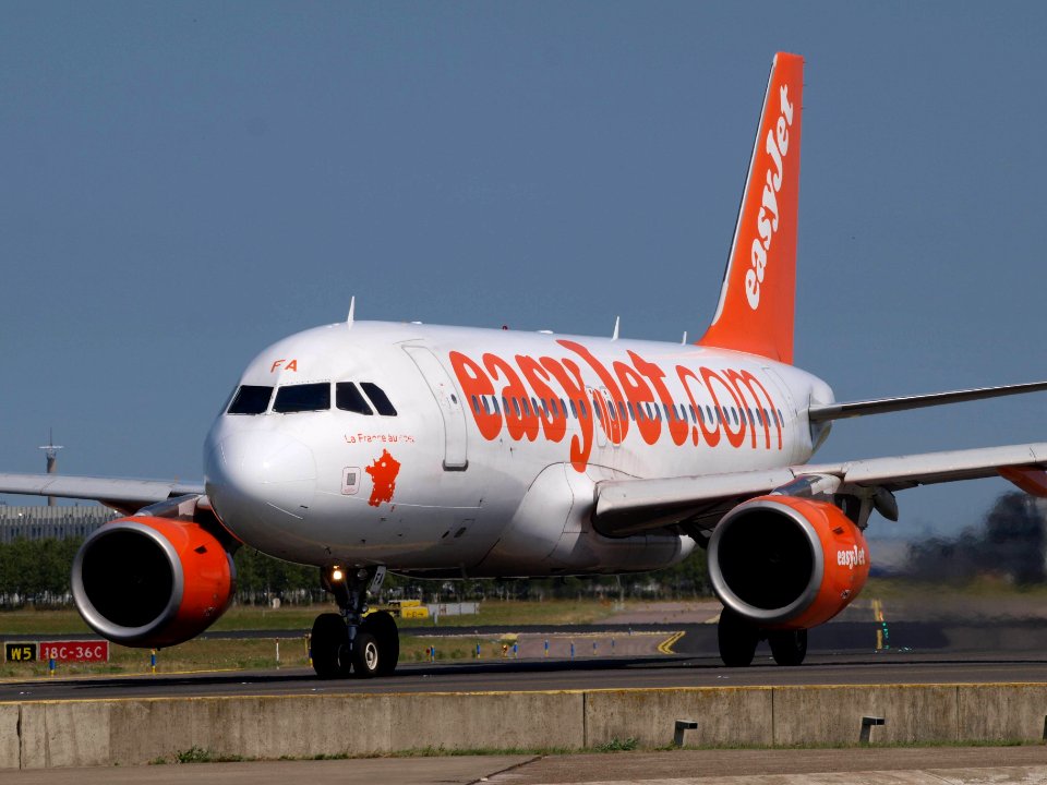 G-EZFA easyJet Airbus A319-111 - cn 3788 pic-3