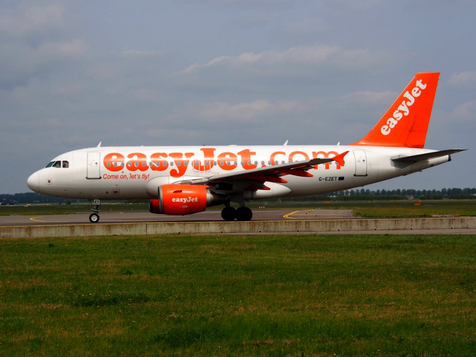 G-EZET easyJet Airbus A319-111 - cn 2271 pic3