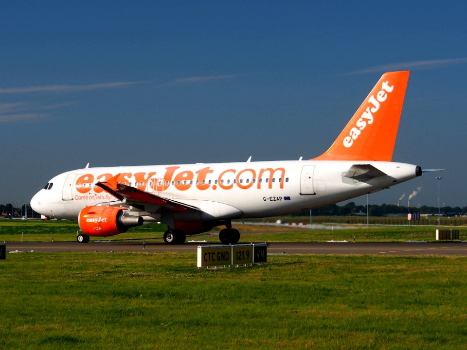 G-EZAP easyJet Airbus A319-111 - cn 2777 pic6