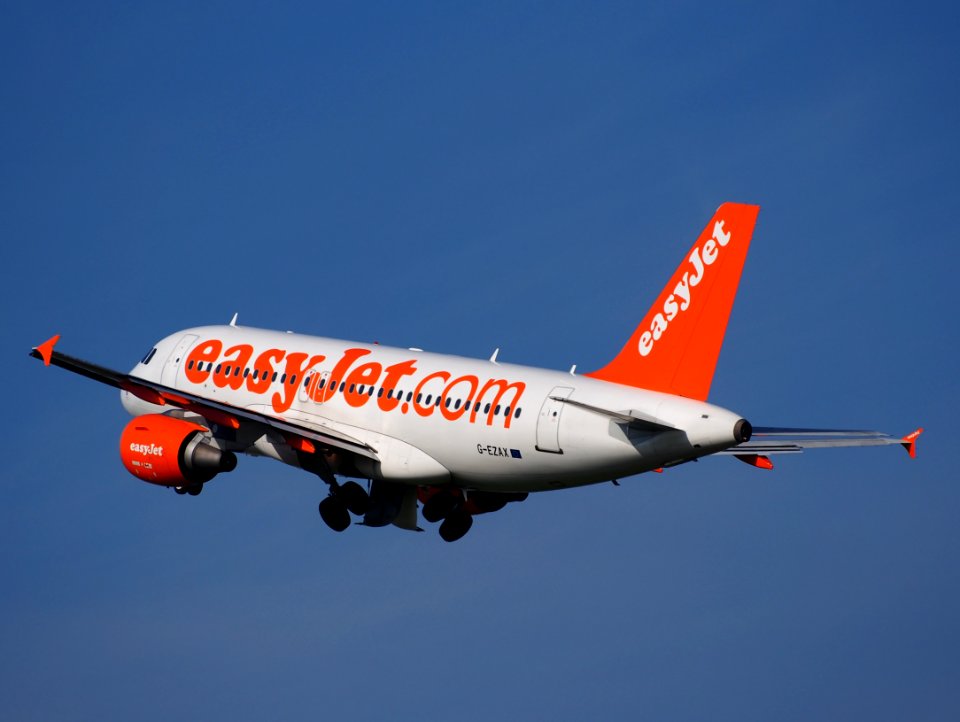 G-EZAX easyJet Airbus A319-111 - cn 2818 takeoff from Schiphol (AMS - EHAM), The Netherlands, 17may2014, pic-3