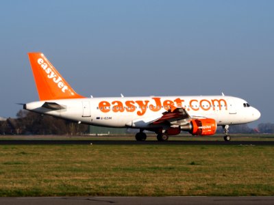 G-EZAK easyJet Airbus A319-111, AMS Amsterdam (Schiphol), pic4