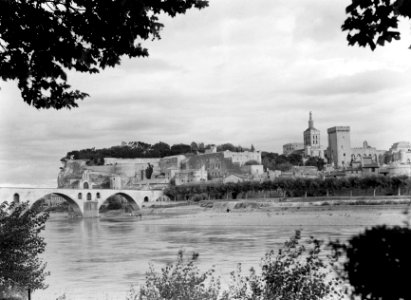 Gezicht op Avignon, Bestanddeelnr 254-5694