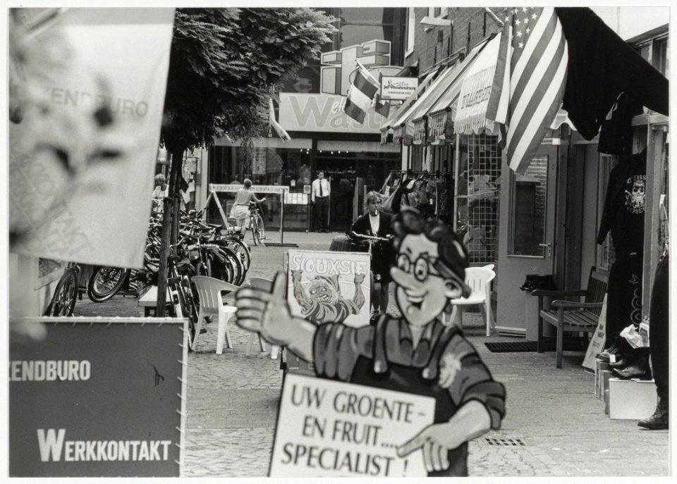 Gezicht in de Nieuwstraat. NL-HlmNHA 54034168