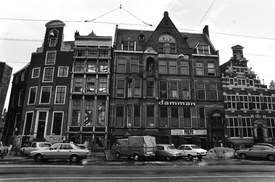 Gevel van gebouw Kasteel de Aemstel (voorheen gebouw van De Tijd ) aan de Nieuwz, Bestanddeelnr 933-1154